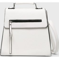 Answear - Plecak. Czerwone plecaki damskie ANSWEAR, bez wzorów, z materiału. W wyprzedaży za 49.90 zł.