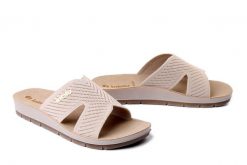 INBLU AG-14 026 piaskowy, klapki damskie. Brązowe klapki damskie Inblu, bez wzorów, bez obcasa. Za 71.99 zł.