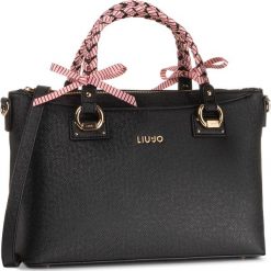 Torebka LIU JO - S Satchel N19103 E0017 Nero 22222. Czarne torebki klasyczne damskie Liu Jo, bez wzorów, ze skóry ekologicznej, bez dodatków. W wyprzedaży za 319.00 zł.