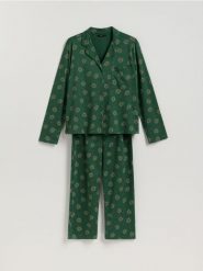 Dwuczęściowa piżama ze świątecznym nadrukiem - zielony. Zielone piżamy damskie Reserved, l, bez wzorów, z bawełny, bez ramiączek. Za 129.99 zł.