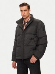 Mustang Kurtka zimowa Oakfield 1015607 Czarny Regular Fit. Czarne kurtki męskie Mustang, na zimę, m, bez wzorów, z syntetyku, bez kaptura. Za 354.99 zł.