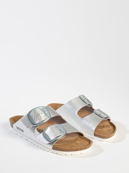 BACKSUN Klapki "Londrina" w kolorze srebrnym rozmiar: 41. Szare klapki damskie Backsun, bez wzorów, bez obcasa. Za 194.61 zł.