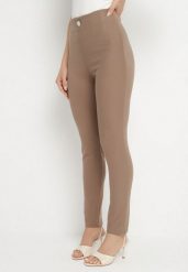 Ciemnobeżowe Legginsy z Wiskozą z Wysokim Stanem Zdobione Guzikiem z Cyrkoniami Nalette. Brązowe legginsy damskie Born2be, l, z aplikacjami, z bawełny. Za 84.99 zł.