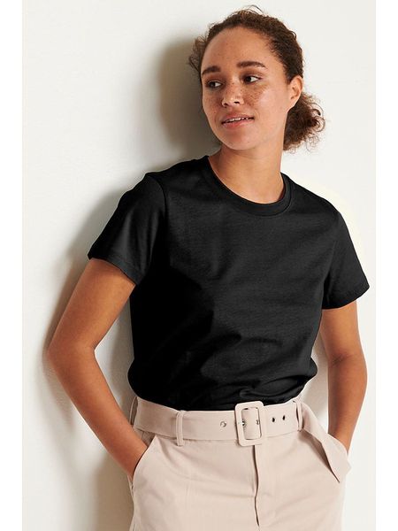 Kaffe Koszulka w kolorze czarnym rozmiar: XL. Czarne t-shirty damskie Kaffe, xl, bez wzorów, z bawełny, bez kołnierzyka. Za 61.60 zł.
