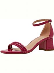 ESPRIT Sandały w kolorze czerwonym rozmiar: 39. Czerwone sandały damskie Esprit, bez wzorów, bez obcasa, na koturnie. Za 97.96 zł.