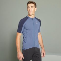 Koszulka rowerowa MTB Rockrider Race. Niebieskie t-shirty sportowe męskie ROCKRIDER, l, z elastanu, bez ramiączek, rowerowe. Za 179.99 zł.