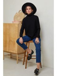 Soft Cashmere Golf w kolorze czarnym rozmiar: 38/40. Czarne golfy damskie Soft Cashmere, bez wzorów, z kaszmiru, bez ramiączek. Za 104.99 zł.