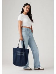 Levi's Shopper bag w kolorze granatowym - 30 x 39 x 14 cm rozmiar: onesize. Niebieskie shopper bag damskie Levi's, bez wzorów, z materiału, bez dodatków. Za 95.92 zł.