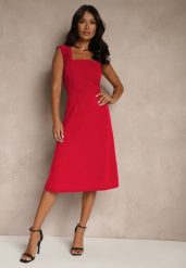 Czerwona Klasyczna Sukienka z Szerokimi Ramiączkami Devielle. Czerwone sukienki damskie Renee, l, bez wzorów, z materiału, eleganckie, bez kołnierzyka, bez ramiączek, midi. W wyprzedaży za 83.99 zł.
