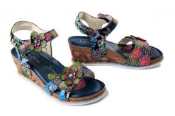 LAURA VITA 0006693 Bonito 13 jeans, sandały damskie. Niebieskie sandały damskie Laura Vita, bez wzorów, z jeansu, bez obcasa, na koturnie. Za 303.92 zł.