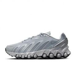 Buty do chodzenia męskie Nike Air Max DN8 QS. Szare buty sportowe na co dzień męskie Nike, z gumy, bez zapięcia, trekkingowe, nike air max. Za 559.00 zł.