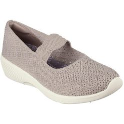 Baleriny damskie Skechers Arya That's Sweet. Brązowe baleriny damskie Skechers, bez wzorów, z materiału, bez obcasa. Za 490.00 zł.