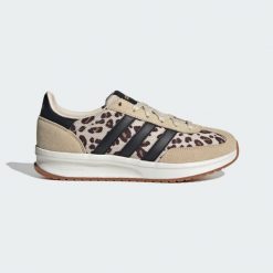 Buty Run 70S 2.0. Białe obuwie treningowe damskie Adidas, na fitness i siłownię. Za 299.00 zł.