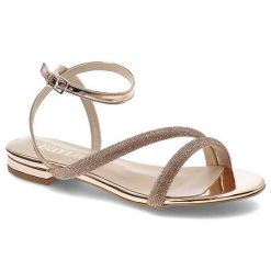 Różowe Sandały Bayla Eleganckie Płaskie Buty. Czerwone sandały damskie Bayla, bez wzorów, ze skóry ekologicznej, bez obcasa, na płaskiej podeszwie. Za 299.00 zł.