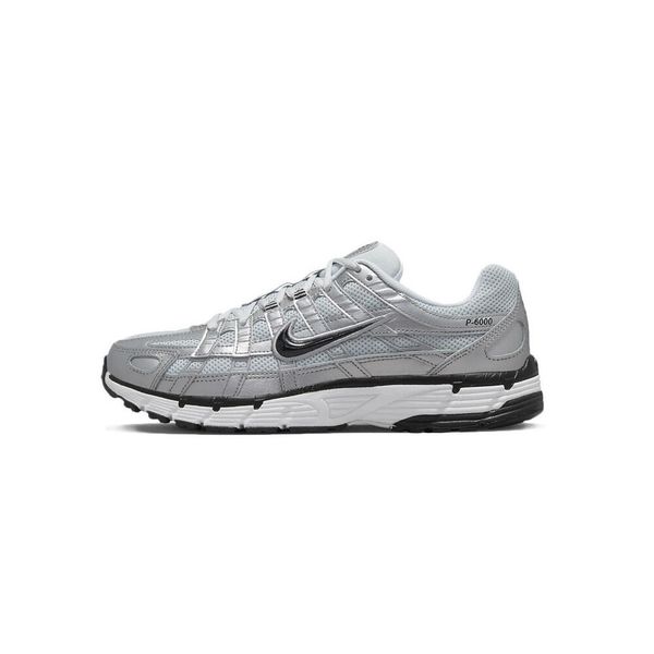 Buty Mężczyzna Nike P-6000 srebrny. Białe obuwie do biegania damskie Nike. Za 379.00 zł.