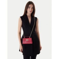 Torebka Furla. Czerwone torebki klasyczne damskie Furla, bez wzorów, bez dodatków. Za 939.99 zł.