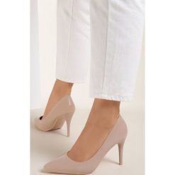 Beżowe Szpilki Helireanes. Brązowe szpilki Renee, bez wzorów, bez obcasa. Za 59.99 zł.
