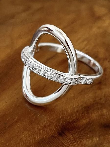 Eclat d'Argent Srebrny pierścionek z cyrkoniami rozmiar: 54. Szare pierścionki damskie Eclat d'Argent, z cyrkonią, srebrne. Za 252.94 zł.