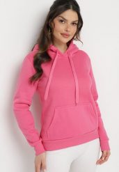 Różowa Bluza z Kapturem Kasseia. Czerwone bluzy z kapturem damskie Born2be, l, z dzianiny. Za 44.99 zł.