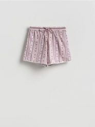 Wzorzyste szorty - wielobarwny. Szorty damskie Reserved, bez wzorów, z bawełny, klasyczne. Za 139.99 zł.