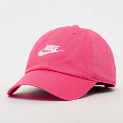 Czapka z daszkiem Nike Club Futura Wash Pink/Sail - FB5368-629. Czerwone czapki z daszkiem damskie Nike, bez wzorów. Za 113.85 zł.