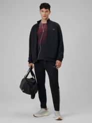 4F Spodnie treningowe szybkoschnące męskie - czarne M. Czarne spodnie sportowe męskie 4f, ze skóry. Za 179.99 zł.