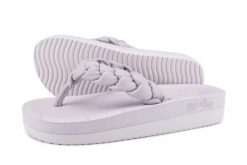 Klapki basenowe damskie Flip Flop Comfy Weave. Fioletowe klapki damskie Flip Flop, bez wzorów, z gumy, bez obcasa. Za 95.49 zł.