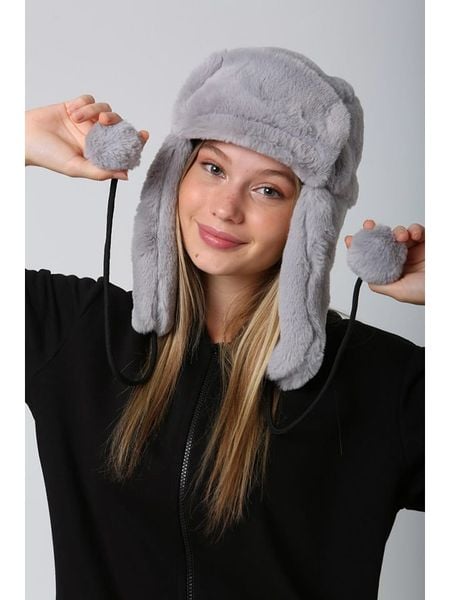 Lucky Bees Czapka w kolorze jasnoszarym rozmiar: onesize. Szare czapki zimowe damskie Lucky Bees, z futra. Za 130.50 zł.