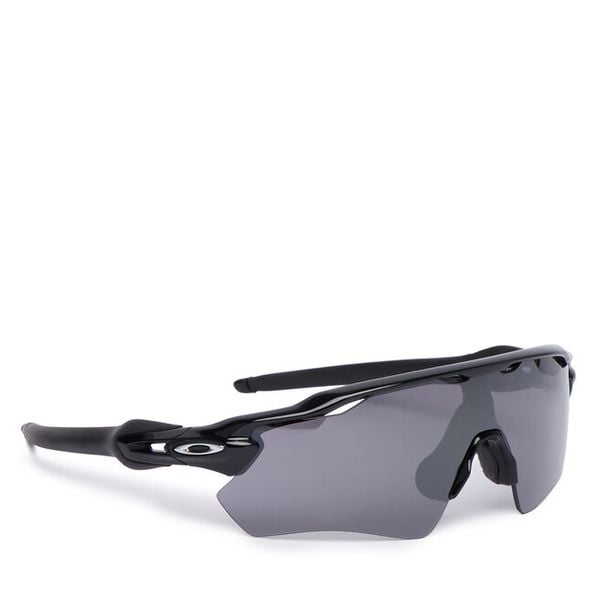 Okulary przeciwsłoneczne Oakley. Czarne okulary przeciwsłoneczne męskie Oakley. Za 999.99 zł.