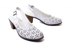 RIEKER 40981-80 white, czółenka damskie. Białe czółenka damskie Rieker, bez wzorów, bez obcasa, na obcasie. Za 255.92 zł.
