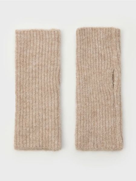 Prążkowane rękawiczki mitenki - beżowy. Brązowe rękawiczki damskie Sinsay, bez wzorów, prążkowane. Za 12.99 zł.