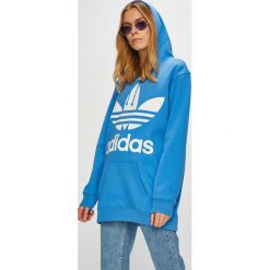 Adidas Originals - Bluza. Niebieskie bluzy z kapturem damskie adidas Originals, z bawełny. W wyprzedaży za 229.90 zł.