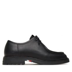 Półbuty Tommy Hilfiger. Czarne półbuty męskie Tommy Hilfiger, bez zapięcia. Za 479.99 zł.