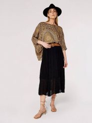 Apricot Spódnica w kolorze czarnym rozmiar: XXL. Czarne spódniczki damskie Apricot, xxl, bez wzorów, ze skóry, maxi, proste. Za 75.34 zł.