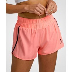Spodenki damskie Tenis/Padel Training. Czerwone szorty damskie NORDICDOTS, bez wzorów, z elastanu, sportowe. Za 235.00 zł.