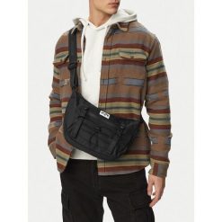Torebka Billabong. Czarne listonoszki damskie Billabong, bez wzorów, bez dodatków. Za 59.99 zł.