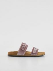 Klapki z paskami - brudny róż. Czerwone klapki damskie Reserved, bez wzorów, z tkaniny, bez obcasa. Za 159.99 zł.
