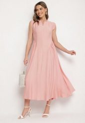 Różowa Wiskozowa Sukienka o Rozkloszowanym Kroju Lirice. Czerwone sukienki damskie Born2be, na co dzień, l, bez wzorów, z jeansu, eleganckie, bez kołnierzyka, bez ramiączek, maxi, proste. Za 129.99 zł.