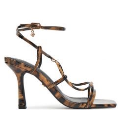 Sandały DeeZee. Brązowe sandały damskie DeeZee, bez wzorów, bez obcasa, na szpilce. Za 139.99 zł.