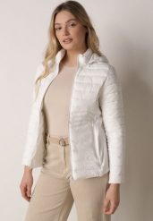 Biała Pikowana Kurtka Przejściowa z Kapturem i Elastycznymi Panelami Feziala. Białe kurtki damskie Born2be, na wiosnę, l, bez wzorów, z jeansu, z kapturem. Za 129.99 zł.