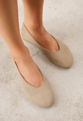 Zielone Balerinki z Imitacji Zamszu w Stylu Basic Saraphiele. Zielone baleriny damskie Renee, bez wzorów, z jeansu, bez obcasa. Za 79.99 zł.