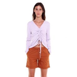 Damski, sznurowany t-shirt w odcieniach ziemi. Czerwone t-shirty damskie LEONE 1947 APPAREL, l, bez wzorów, z tkaniny, bez kołnierzyka. W wyprzedaży za 120.40 zł.