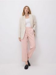 Jednorzędowa marynarka z wiskozą - wielobarwny. Marynarki i żakiety damskie Reserved, l, bez wzorów, z tkaniny, klasyczne. Za 259.99 zł.