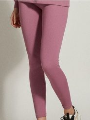 Prążkowane legginsy basic - fioletowy. Fioletowe legginsy damskie Sinsay, l, bez wzorów, prążkowane. Za 39.99 zł.