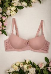 Różowy Biustonosz Push Up z Wycięciami na Bokach Shieso. Czerwone biustonosze Born2be, bez wzorów. Za 14.99 zł.