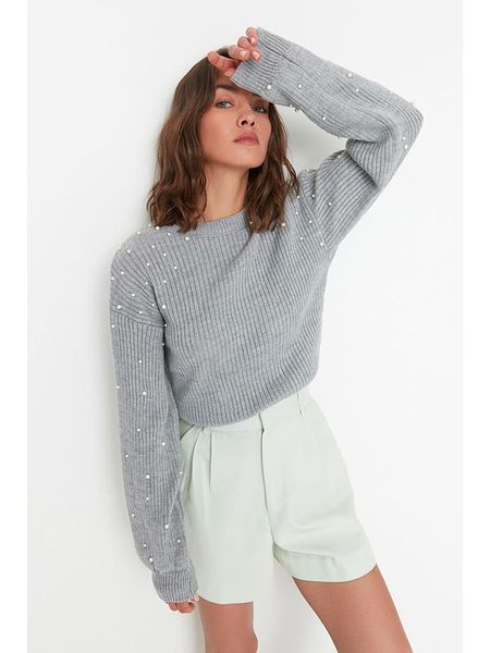 Trendyol Sweter w kolorze szarym rozmiar: L. Szare swetry klasyczne damskie Trendyol, l, ze splotem, bez kołnierzyka. Za 69.75 zł.