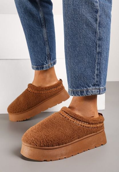 Brązowe Śniegowce na Grubej Podeszwie z Niską Cholewką i Haftem Zinnirella. Brązowe śniegowce damskie Born2be, z wełny, przed kostkę. Za 69.99 zł.