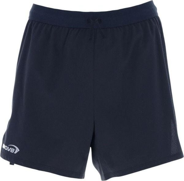 Spodenki do biegania Inov-8 Airlite 5 Short. Czarne szorty męskie Inov-8, bez wzorów, z materiału, sportowe. Za 263.99 zł.