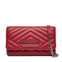 Torebka Armani Exchange. Czerwone torebki klasyczne damskie Armani Exchange, bez wzorów, wizytowe, bez kołnierzyka, bez ramiączek. Za 479.99 zł.