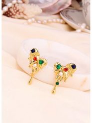 L'Atelier de Gaia Pozłacane kolczyki-wkrętki z perłami i cyrkoniami rozmiar: onesize. Białe kolczyki damskie L'Atelier de Gaia, z cyrkonią, pozłacane. Za 43.99 zł.